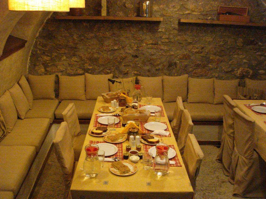 Guesthouse Kazakou Dimitsana Eksteriør billede