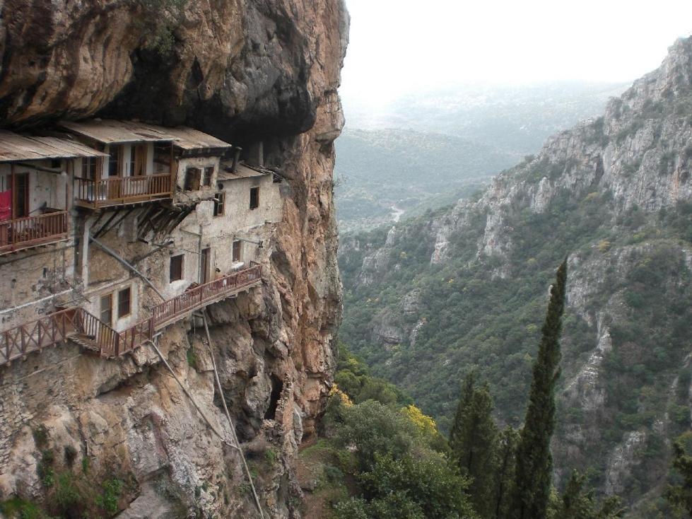 Guesthouse Kazakou Dimitsana Eksteriør billede